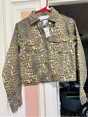 RSQ Yellow and Gray Leopard Print Cropped Jean Jacket